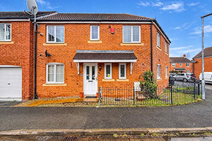 3 Bedroom Terraced House For Sale In Standish Street, Bridgwater, Somerset, TA6