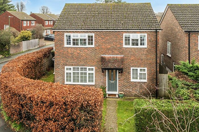 4 Bedroom Detached House For Sale In Pretoria Avenue, Midhurst, GU29