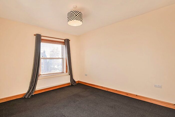 3 Bedroom Detached House For Sale In Meltonby Lodge, Kelfield Road, Riccall, YO19