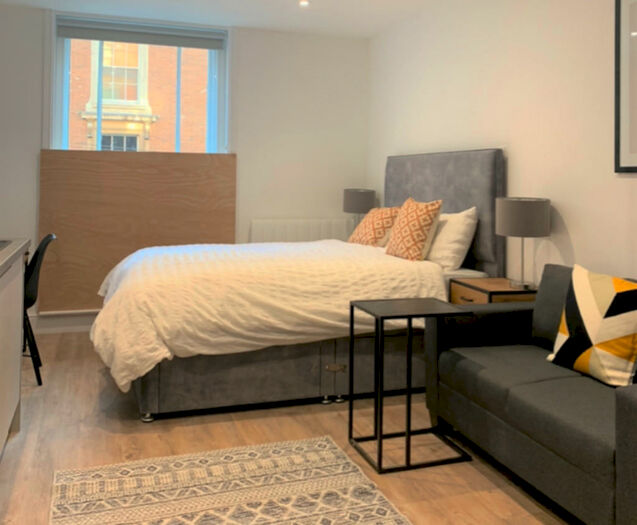 Studio To Rent In Market Street, Nottingham, NG1