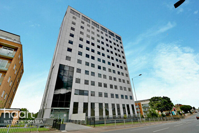 1 Bedroom Apartment For Sale In Southchurch Avenue, Southend-on-Sea, SS1