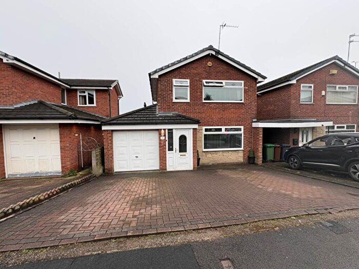 3 Bedroom Detached House For Sale In Amberwood, Oldham, OL9