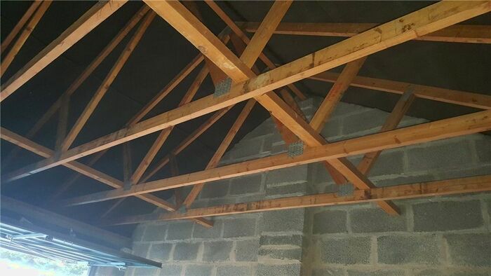 Garage / Parking To Rent In Park Lane, Bath BA1