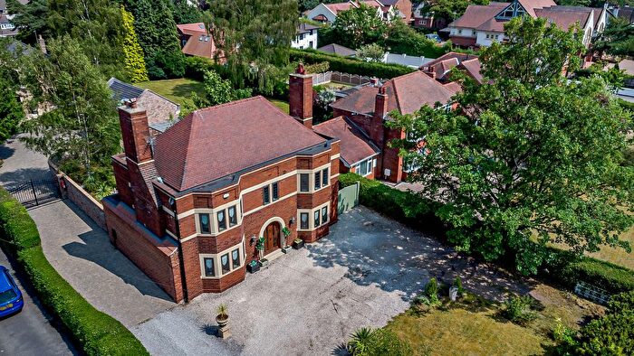 4 Bedroom Detached House For Sale In Bawtry Road, Doncaster, DN4