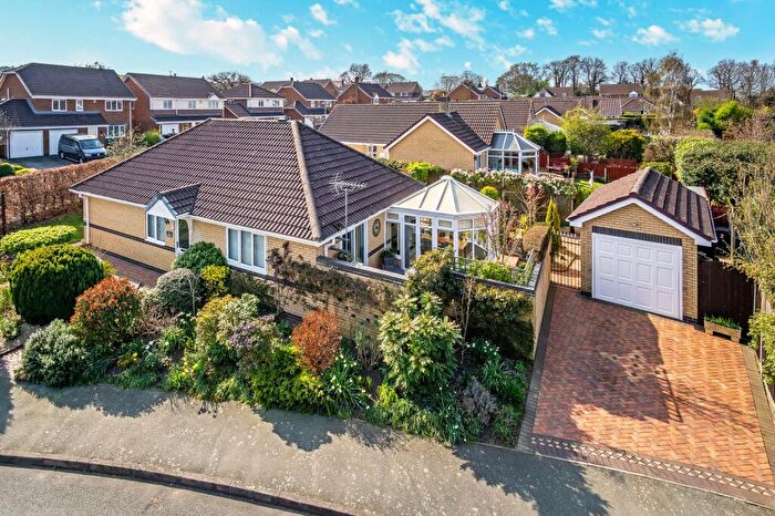 3 Bedroom Detached Bungalow For Sale In Willow Crescent, Hawarden, CH5