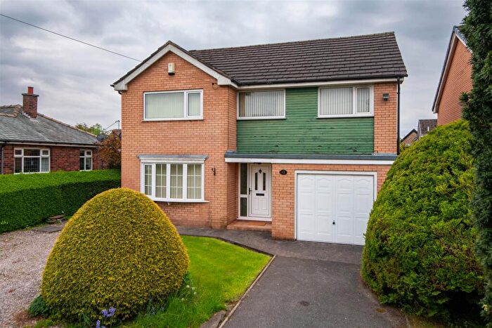 4 Bedroom Detached House For Sale In Lancaster Lane, Leyland, PR25