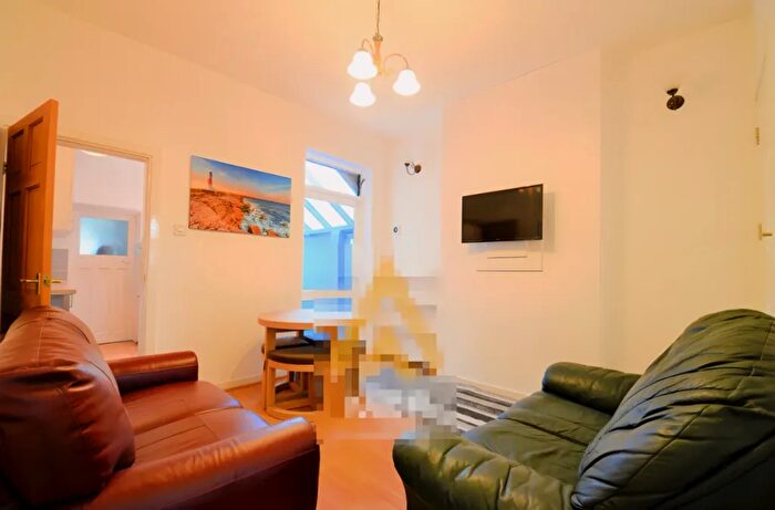 4 Bedroom Flat To Rent In Westminster Road, Birmingham, B29