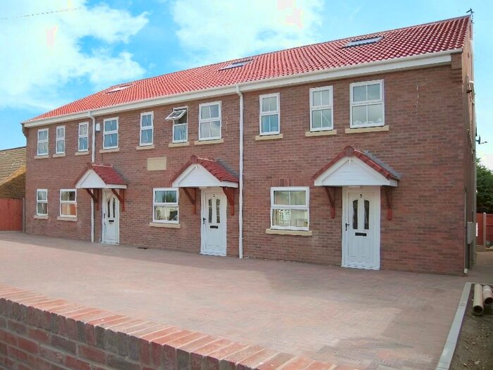 2 Bedroom Flat To Rent In Redbourne Road, Bentley, Doncaster, South Yorkshire, DN5