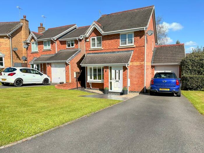 3 Bedroom Detached House For Sale In St. Davids Way, Knypersley, ST8