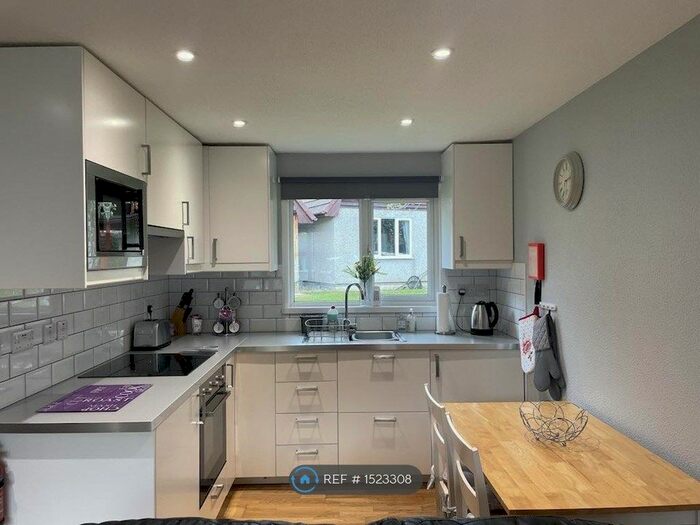 2 Bedroom Bungalow To Rent In Hengar Manor, Bodmin, PL30