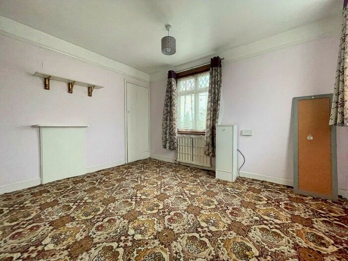 2 Bedroom Semi-Detached House For Sale In Maypole Road, Tiptree, CO5