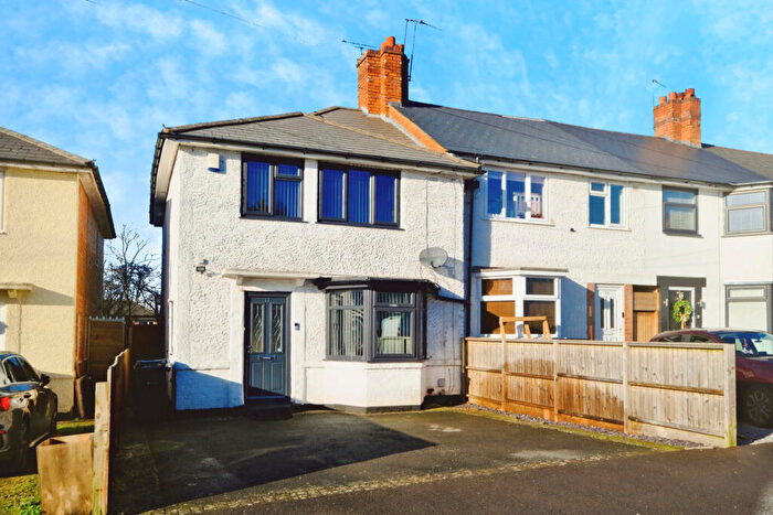 3 Bedroom End Of Terrace House For Sale In Colemeadow Road, Billesley, Birmingham, West Midlands Ojh, B13
