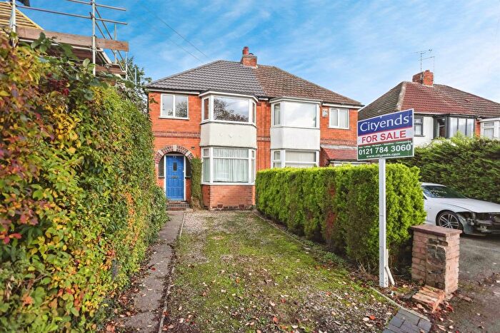 3 Bedroom Semi Detached House For Sale In Wellsford Avenue, Solihull, B92