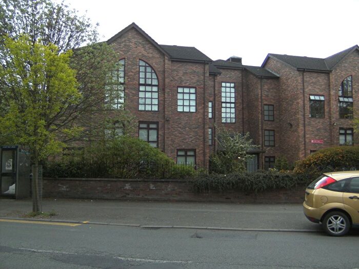 1 Bedroom Flat To Rent In Withington Road, Manchester, M16