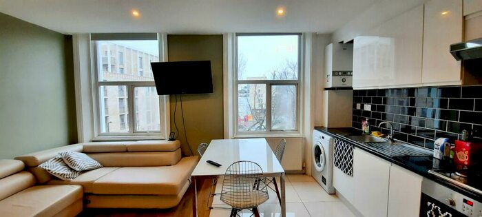 2 Bedroom Apartment To Rent In Cambridge Road, West Kilburn, London, NW6