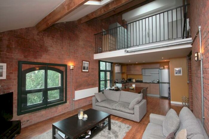 2 Bedroom Apartment To Rent In Blantyre Street Manchester, M15