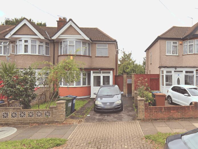 3 Bedroom Terraced House To Rent In Kings Road, Harrow, HA2