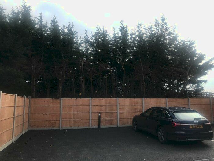 Property To Rent In Pickford Lane Bexleyheath, DA7