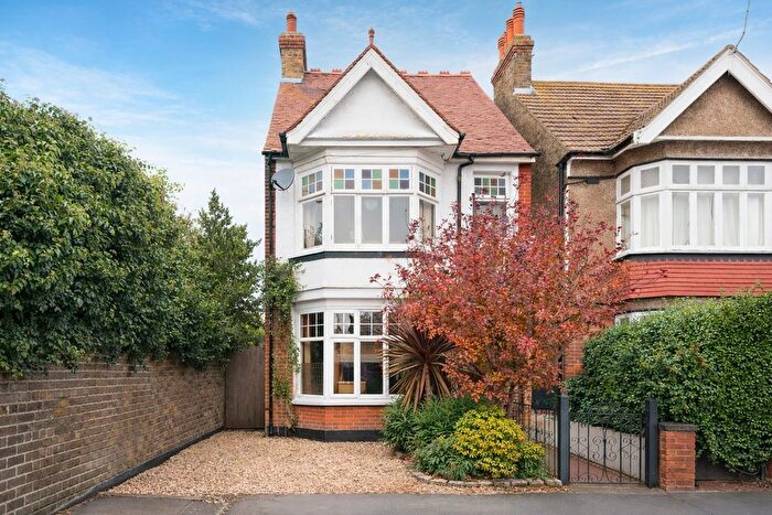 2 Bedroom Flat For Sale In Lyndhurst Avenue, Margate, CT9