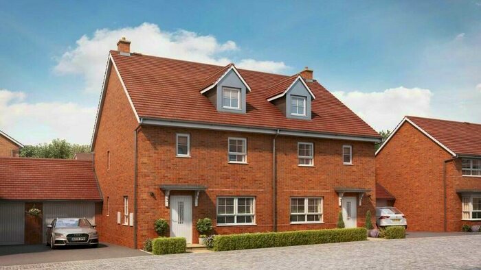 4 Bedroom Semi-Detached House For Sale In Tingewick Road, Buckingham, MK18