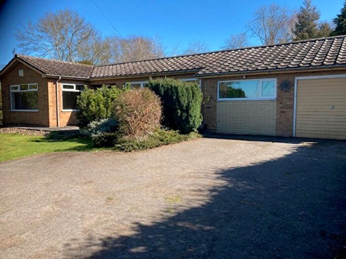 4 Bedroom Detached Bungalow To Rent In Station Road, Waddington, Lincoln, LN5