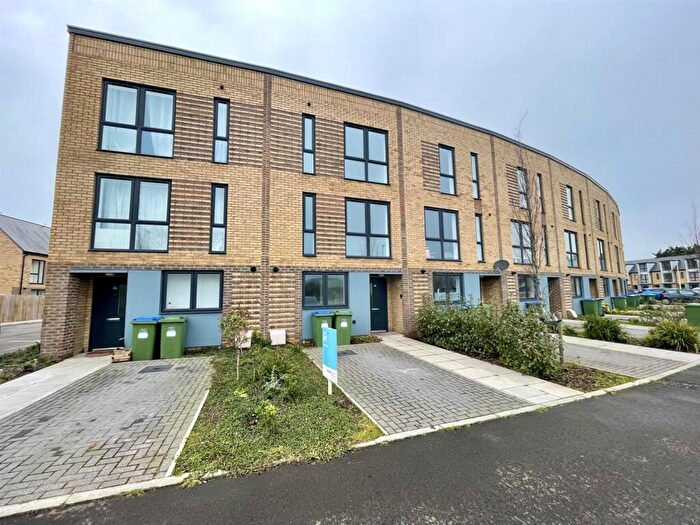 4 Bedroom House To Rent In Fountain Row, Newhaven, BN9