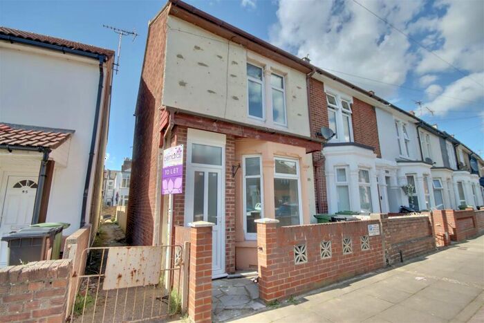 3 Bedroom End Of Terrace House To Rent In Walmer Road, Portsmouth, PO1