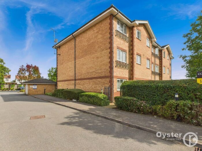 2 Bedroom Flat For Sale In Honeypot Lane, Balmoral House Honeypot Lane, HA7