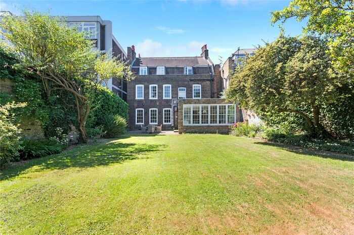 6 Bedroom Detached House To Rent In Old Town, Clapham, London, SW4
