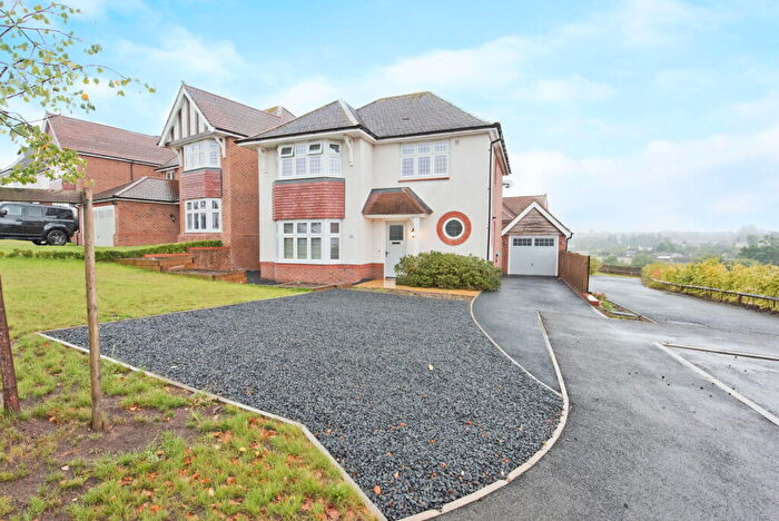 3 Bedroom Detached House For Sale In Oberton Gardens, Stafford, ST18