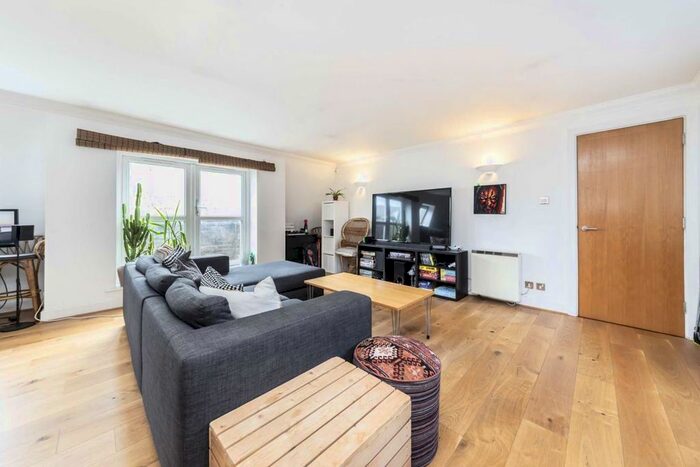 2 Bedroom Flat To Rent In Melville Place, London, N1