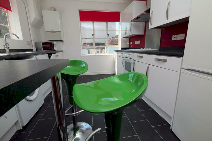 4 Bedroom Semi-Detached House To Rent In Oaten Hill Court, Canterbury, CT1