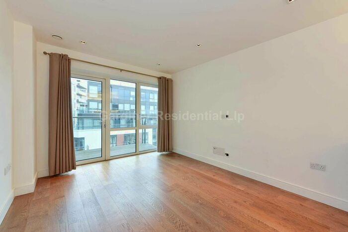 2 Bedroom Flat To Rent In Longfield Avenue, London, W5