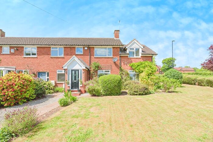 3 Bedroom End Of Terrace House For Sale In Springfield Road, Sutton Coldfield, B75