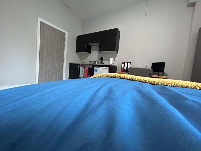 Studio To Rent In Fenham Hall Drive, Newcastle Upon Tyne, NE4