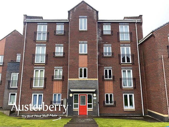 2 Bedroom Flat To Rent In Scholars Court, Hartshill, Stoke-On-Trent, Staffordshire, ST4