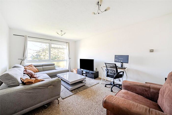 1 Bedroom Flat For Sale In Brackley Road, Beckenham, BR3