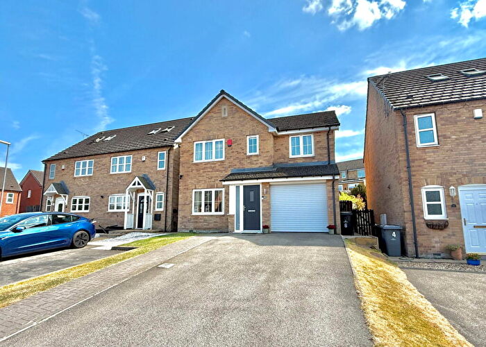 4 Bedroom Detached House For Sale In Green Brook Place, Penistone, S36