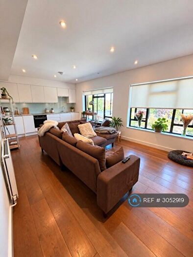 1 Bedroom Flat To Rent In Holloway Road, London, N7