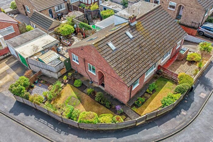 3 Bedroom Bungalow For Sale In Hotham Avenue, York, YO26