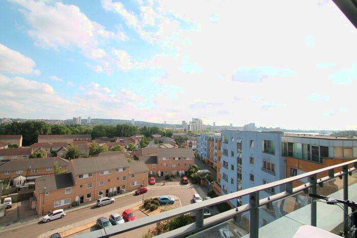 2 Bedroom Penthouse To Rent In Tideslea Path, SE28