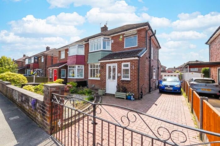 3 Bedroom Semi-Detached House For Sale In Burford Drive, Swinton, M27