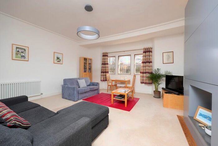 2 Bedroom Apartment For Sale In Tyndalls Park Road | Clifton, BS8