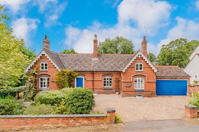 3 Bedroom Character Property For Sale In Main Street, Little Stretton., LE2