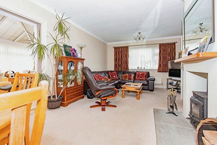 3 Bedroom Semi-Detached House For Sale In Meadow View, Stoford, Yeovil, BA22