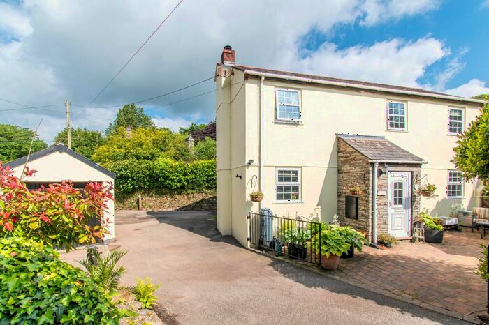 3 Bedroom Detached House For Sale In Tremar, Liskeard, PL14