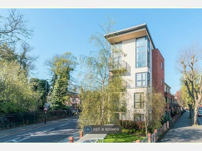 2 Bedroom Flat To Rent In Kingsdown Point, London, SW2