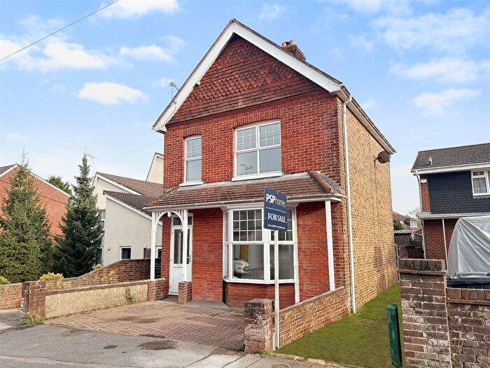 4 Bedroom Detached House For Sale In Junction Road, Burgess Hill, RH15