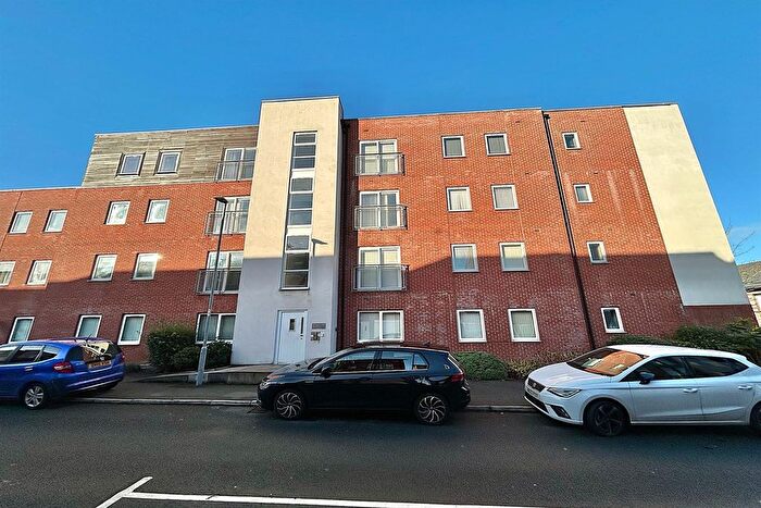 2 Bedroom Flat For Sale In Georgia Avenue, West Didsbury, M20