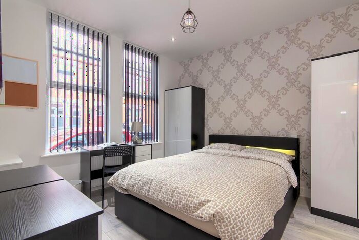 3 Bedroom House To Rent In Albion Road, Manchester, M14